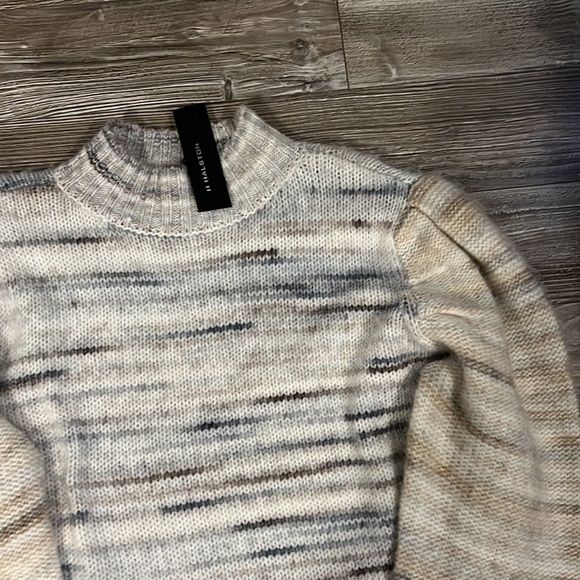 NWT H HALSTON Puff sleeve sweater size XL - Picture 8 of 8